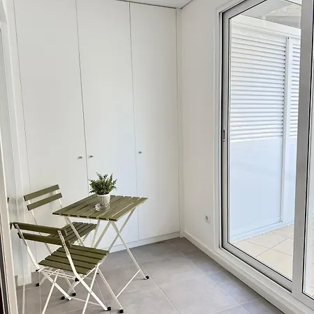 Lägenhet Casa Da Praca 3